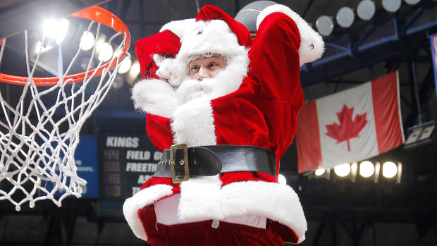 nba-christmas-wish-list-santa-claus.jpg